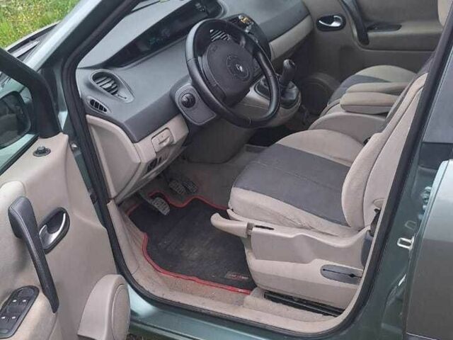 Зеленый Рено Сценик II, объемом двигателя 1.6 л и пробегом 260 тыс. км за 5000 $, фото 1 на Automoto.ua