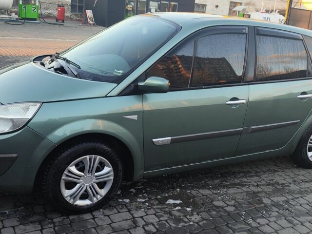 Зеленый Рено Сценик II, объемом двигателя 0 л и пробегом 190 тыс. км за 4700 $, фото 1 на Automoto.ua