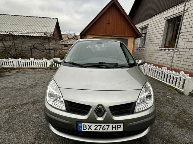 Зелений Рено Сценік II, об'ємом двигуна 1.6 л та пробігом 140 тис. км за 5700 $, фото 1 на Automoto.ua