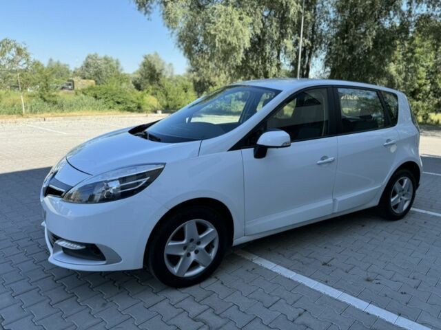 Белый Рено Сценик III, объемом двигателя 1 л и пробегом 207 тыс. км за 9500 $, фото 1 на Automoto.ua