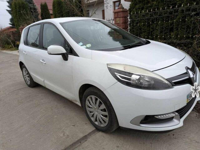 Белый Рено Сценик III, объемом двигателя 1.5 л и пробегом 298 тыс. км за 8000 $, фото 1 на Automoto.ua