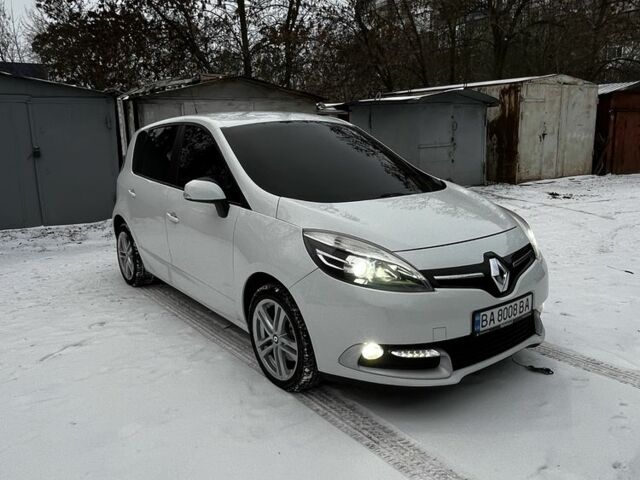 Білий Рено Сценік III, об'ємом двигуна 1.5 л та пробігом 275 тис. км за 9750 $, фото 1 на Automoto.ua