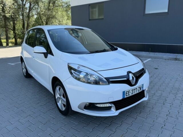 Белый Рено Сценик III, объемом двигателя 1 л и пробегом 205 тыс. км за 9850 $, фото 1 на Automoto.ua