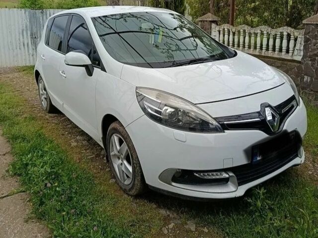 Білий Рено Сценік III, об'ємом двигуна 1 л та пробігом 210 тис. км за 8921 $, фото 1 на Automoto.ua