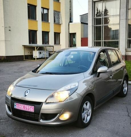 Бежевый Рено Сценик III, объемом двигателя 1.5 л и пробегом 216 тыс. км за 7400 $, фото 1 на Automoto.ua