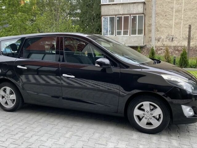 Черный Рено Сценик III, объемом двигателя 1.5 л и пробегом 230 тыс. км за 6800 $, фото 1 на Automoto.ua