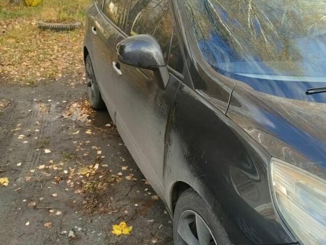 Черный Рено Сценик III, объемом двигателя 2 л и пробегом 381 тыс. км за 8500 $, фото 1 на Automoto.ua