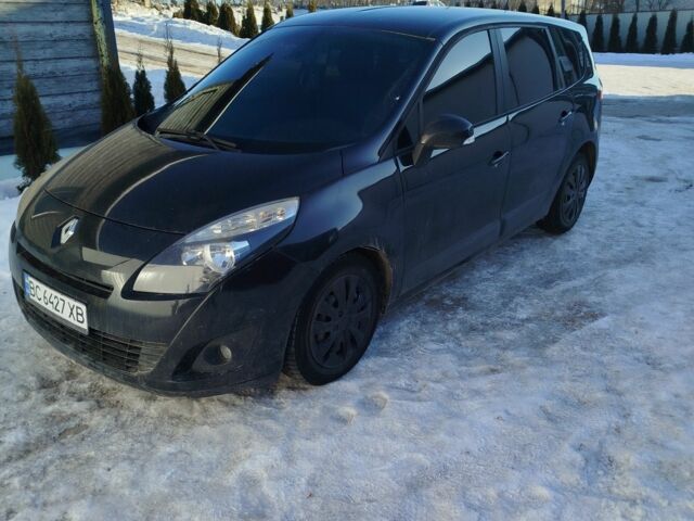 Черный Рено Сценик III, объемом двигателя 1 л и пробегом 266 тыс. км за 7000 $, фото 1 на Automoto.ua