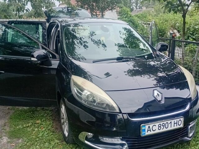 Чорний Рено Сценік III, об'ємом двигуна 1.5 л та пробігом 220 тис. км за 5000 $, фото 1 на Automoto.ua