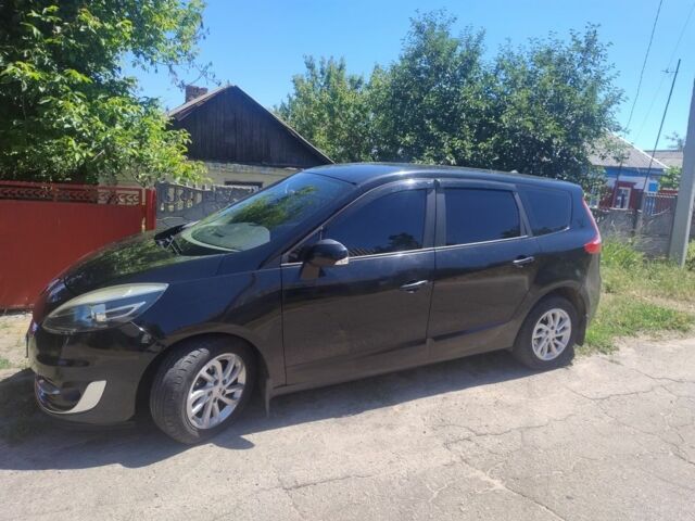 Чорний Рено Сценік III, об'ємом двигуна 1.6 л та пробігом 300 тис. км за 6000 $, фото 1 на Automoto.ua