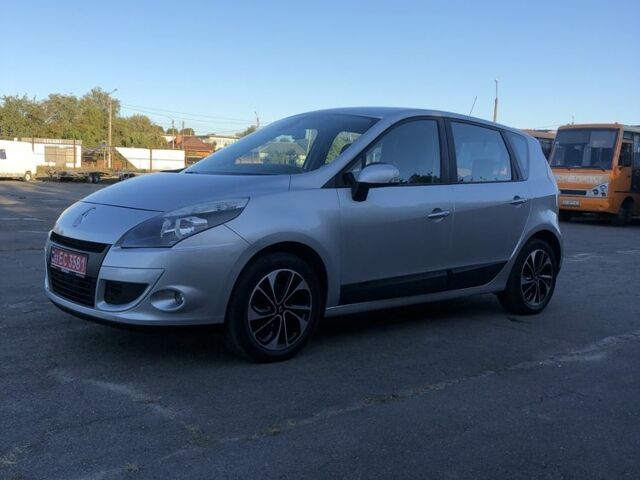 Сірий Рено Сценік III, об'ємом двигуна 0 л та пробігом 186 тис. км за 6600 $, фото 1 на Automoto.ua