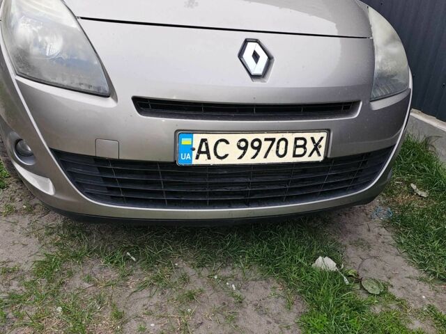 Сірий Рено Сценік III, об'ємом двигуна 1.5 л та пробігом 270 тис. км за 6997 $, фото 1 на Automoto.ua