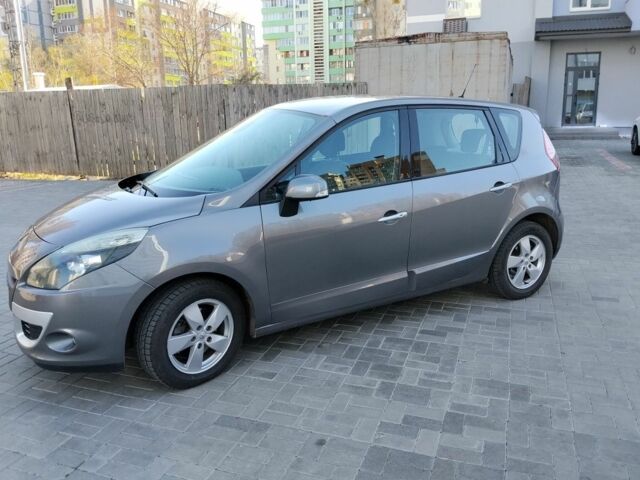 Сірий Рено Сценік III, об'ємом двигуна 1.5 л та пробігом 243 тис. км за 7000 $, фото 1 на Automoto.ua