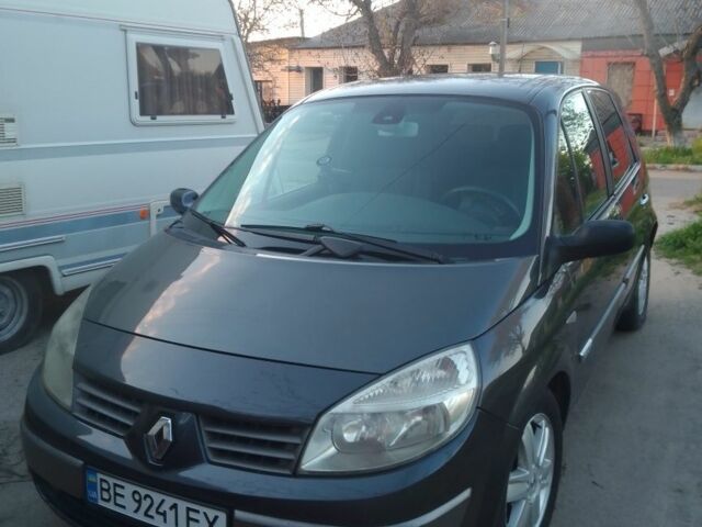 Серый Рено Сценик III, объемом двигателя 1.9 л и пробегом 3 тыс. км за 3700 $, фото 1 на Automoto.ua