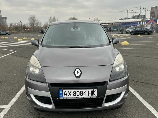 Серый Рено Сценик III, объемом двигателя 1.5 л и пробегом 224 тыс. км за 7500 $, фото 1 на Automoto.ua