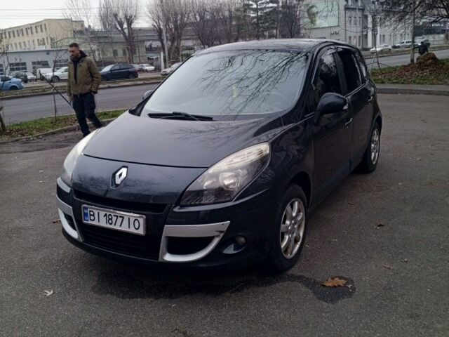 Серый Рено Сценик III, объемом двигателя 0 л и пробегом 340 тыс. км за 4700 $, фото 1 на Automoto.ua