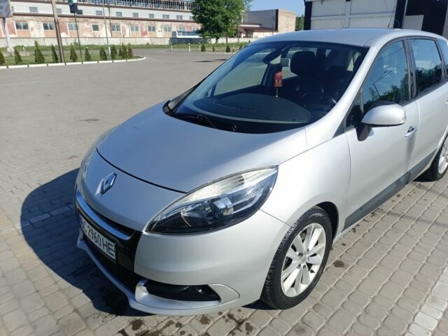 Сірий Рено Сценік III, об'ємом двигуна 1.5 л та пробігом 251 тис. км за 7200 $, фото 1 на Automoto.ua