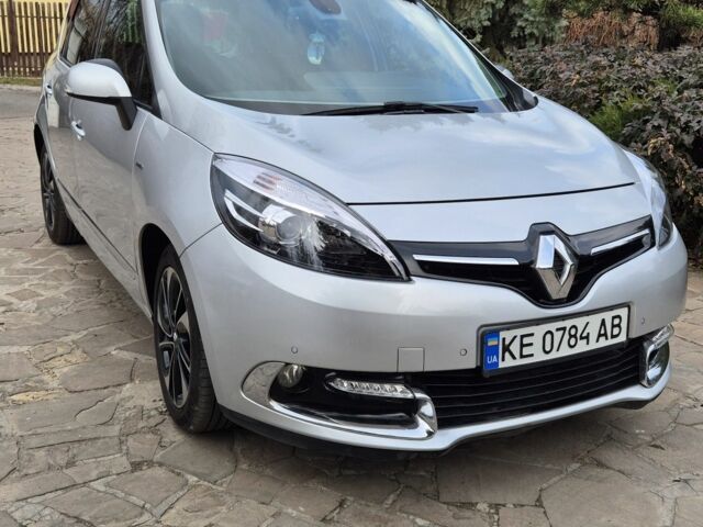 Сірий Рено Сценік III, об'ємом двигуна 1.6 л та пробігом 205 тис. км за 9200 $, фото 1 на Automoto.ua