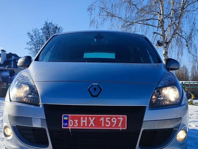 Сірий Рено Сценік III, об'ємом двигуна 1.5 л та пробігом 201 тис. км за 8250 $, фото 1 на Automoto.ua