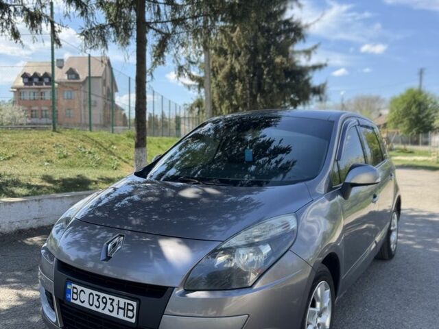 Сірий Рено Сценік III, об'ємом двигуна 1.5 л та пробігом 306 тис. км за 5399 $, фото 1 на Automoto.ua