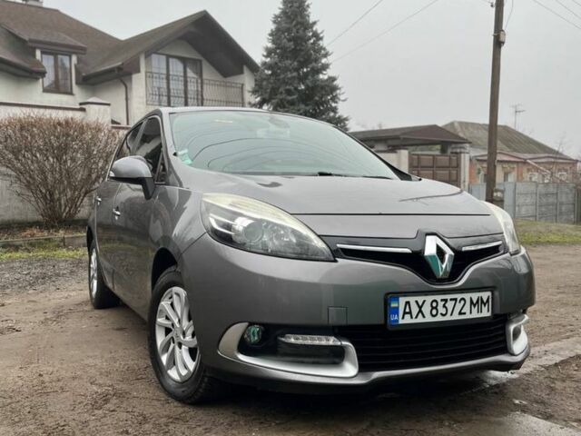 Серый Рено Сценик III, объемом двигателя 1.5 л и пробегом 227 тыс. км за 8900 $, фото 1 на Automoto.ua