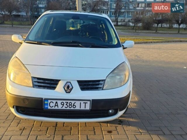 Білий Рено Сценік, об'ємом двигуна 1.6 л та пробігом 321 тис. км за 4300 $, фото 1 на Automoto.ua