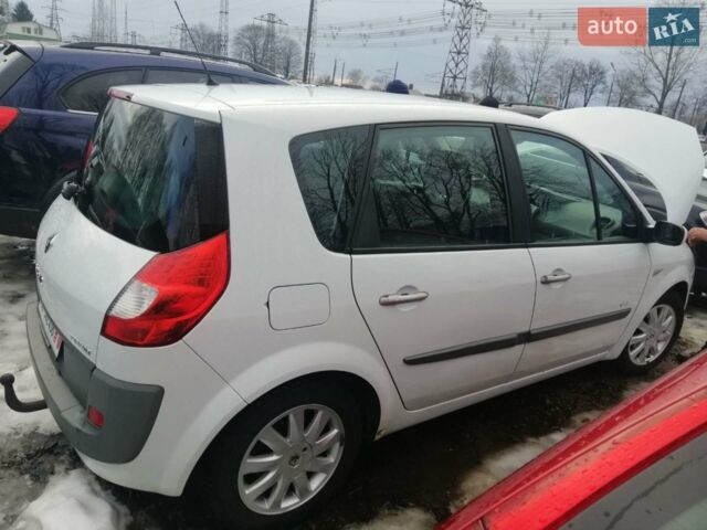 Білий Рено Сценік, об'ємом двигуна 1.98 л та пробігом 220 тис. км за 5500 $, фото 1 на Automoto.ua