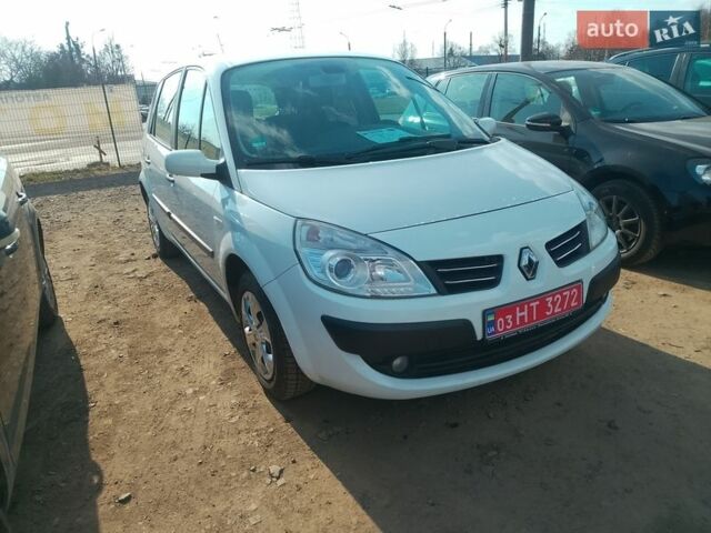 Белый Рено Сценик, объемом двигателя 1.6 л и пробегом 221 тыс. км за 4450 $, фото 1 на Automoto.ua