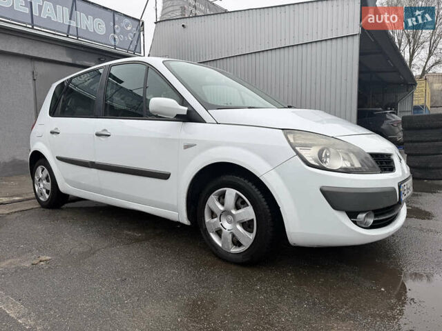Білий Рено Сценік, об'ємом двигуна 1.46 л та пробігом 226 тис. км за 6400 $, фото 1 на Automoto.ua
