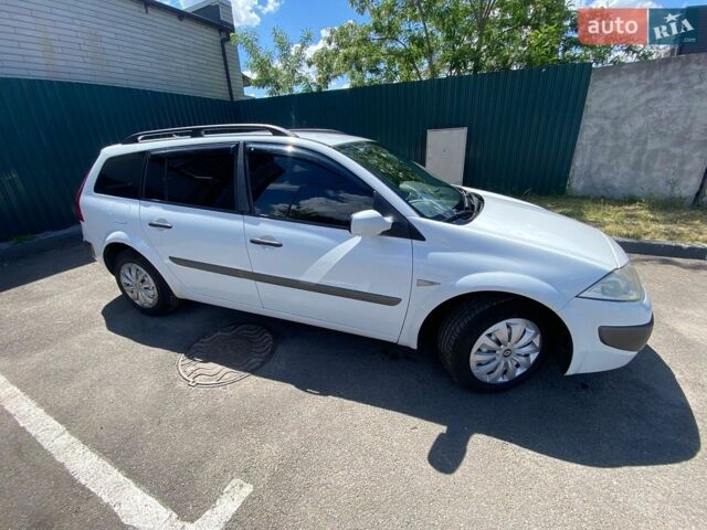 Белый Рено Сценик, объемом двигателя 1.87 л и пробегом 312 тыс. км за 4950 $, фото 1 на Automoto.ua
