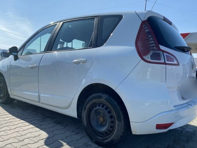 Білий Рено Сценік, об'ємом двигуна 0 л та пробігом 260 тис. км за 2600 $, фото 1 на Automoto.ua