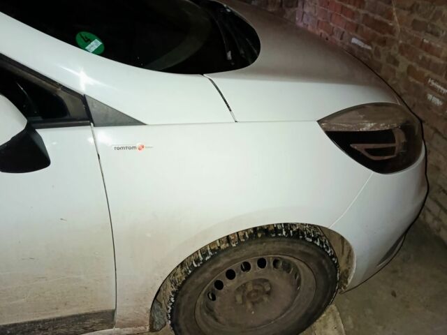 Білий Рено Сценік, об'ємом двигуна 0 л та пробігом 210 тис. км за 8600 $, фото 1 на Automoto.ua