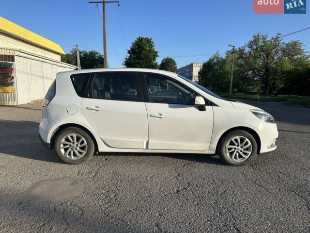 Білий Рено Сценік, об'ємом двигуна 1.5 л та пробігом 189 тис. км за 7500 $, фото 1 на Automoto.ua