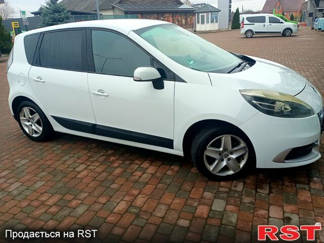 Білий Рено Сценік, об'ємом двигуна 1.6 л та пробігом 305 тис. км за 8280 $, фото 1 на Automoto.ua