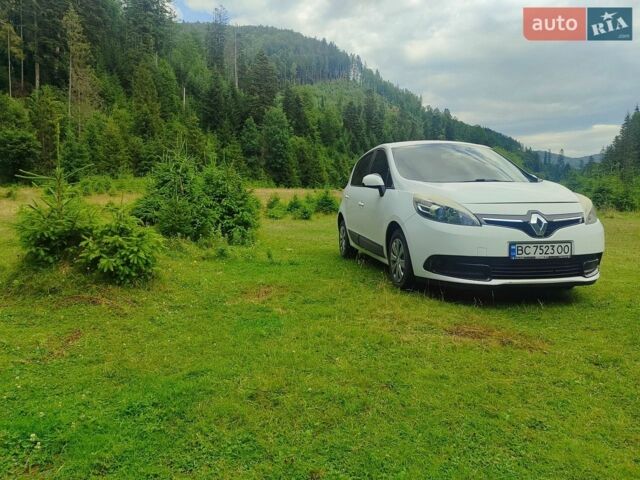 Белый Рено Сценик, объемом двигателя 1.46 л и пробегом 357 тыс. км за 6300 $, фото 1 на Automoto.ua