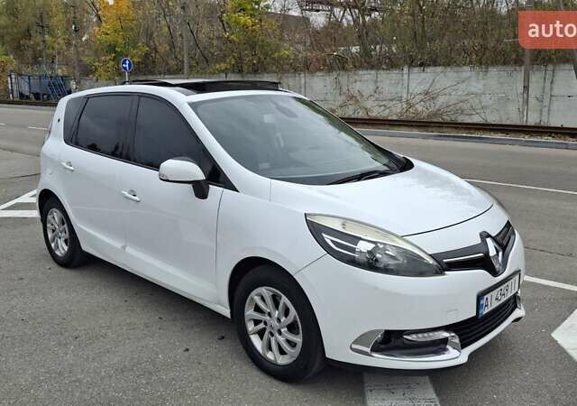 Рено Сценік 2012 у Василькове на Automoto.ua Білий Рено Сценік, об'ємом двигуна 1.46 л та пробігом 272 тис. км за 7000 $, фото 1 на Automoto.ua