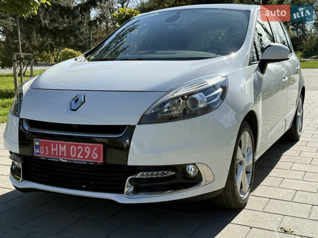 Белый Рено Сценик, объемом двигателя 1.46 л и пробегом 164 тыс. км за 8999 $, фото 1 на Automoto.ua