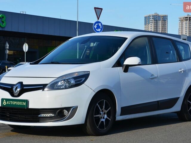 Білий Рено Сценік, об'ємом двигуна 1.5 л та пробігом 350 тис. км за 8299 $, фото 1 на Automoto.ua