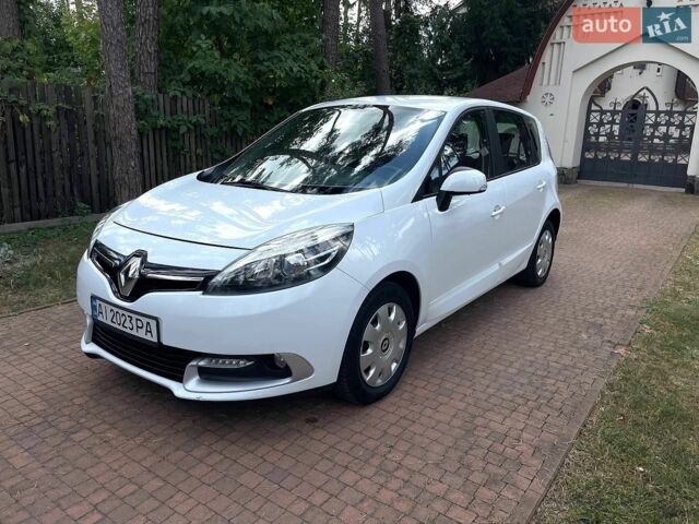 Білий Рено Сценік, об'ємом двигуна 1.46 л та пробігом 247 тис. км за 7900 $, фото 1 на Automoto.ua