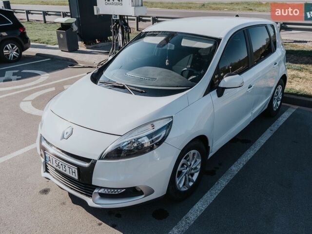 Білий Рено Сценік, об'ємом двигуна 1.46 л та пробігом 330 тис. км за 6800 $, фото 1 на Automoto.ua