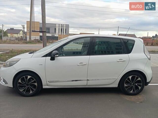 Белый Рено Сценик, объемом двигателя 1.5 л и пробегом 265 тыс. км за 6400 $, фото 1 на Automoto.ua