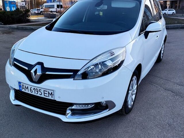 Білий Рено Сценік, об'ємом двигуна 1.5 л та пробігом 273 тис. км за 8600 $, фото 1 на Automoto.ua