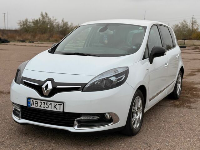 Белый Рено Сценик, объемом двигателя 1.5 л и пробегом 208 тыс. км за 10200 $, фото 1 на Automoto.ua