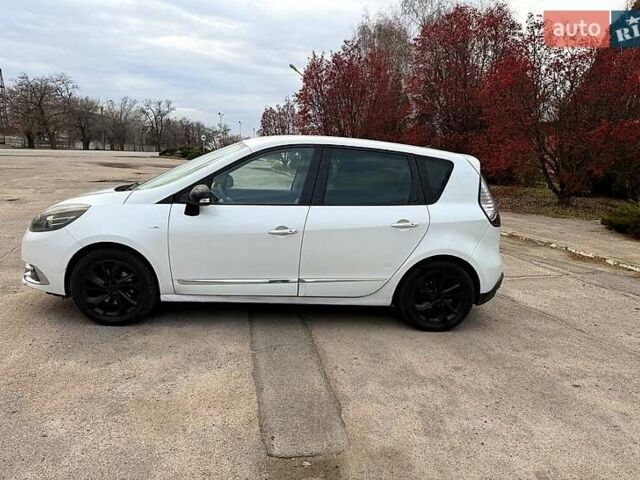 Белый Рено Сценик, объемом двигателя 1.5 л и пробегом 265 тыс. км за 6800 $, фото 1 на Automoto.ua