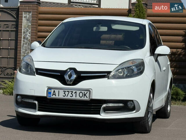 Белый Рено Сценик, объемом двигателя 1.46 л и пробегом 215 тыс. км за 7700 $, фото 1 на Automoto.ua