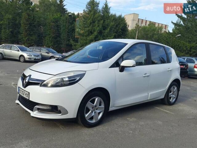 Белый Рено Сценик, объемом двигателя 1.46 л и пробегом 199 тыс. км за 8899 $, фото 1 на Automoto.ua