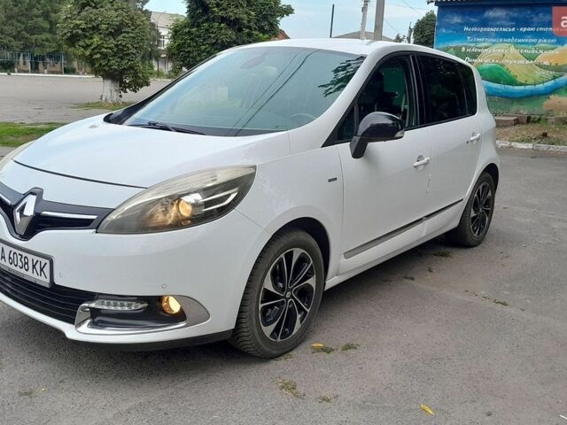 Білий Рено Сценік, об'ємом двигуна 1.46 л та пробігом 232 тис. км за 10500 $, фото 1 на Automoto.ua