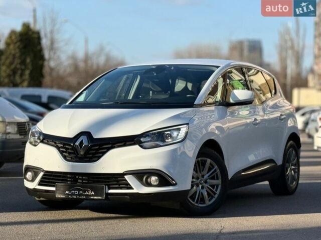 Белый Рено Сценик, объемом двигателя 1.46 л и пробегом 280 тыс. км за 10900 $, фото 1 на Automoto.ua