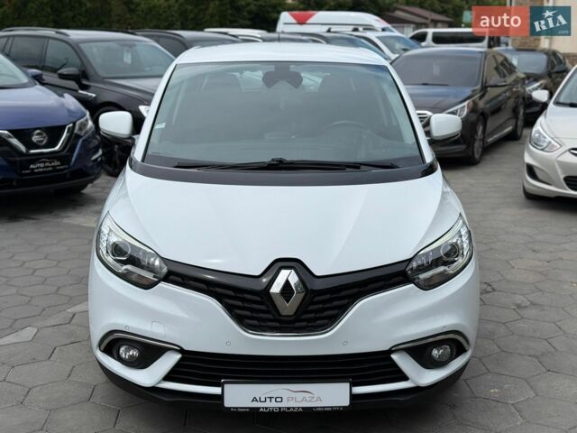 Белый Рено Сценик, объемом двигателя 1.46 л и пробегом 284 тыс. км за 11900 $, фото 1 на Automoto.ua