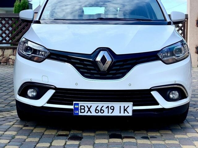 Білий Рено Сценік, об'ємом двигуна 1.5 л та пробігом 198 тис. км за 12330 $, фото 1 на Automoto.ua